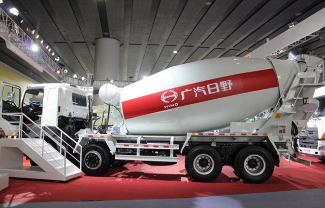 HINO 700P Agitating Lorry Truck