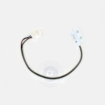 Manufacturer Direct Selling: Flat Knitting Machine Model 231516 with Traction Comb and Proximity Switch
