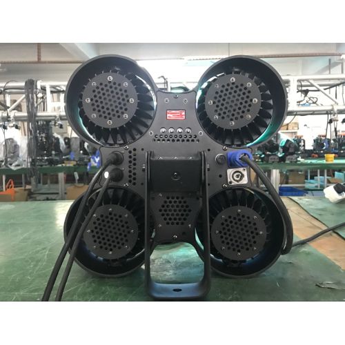 Cob Led Light 4*100W COB LED Blinder 4-Eeys Led Audience Light Supplier