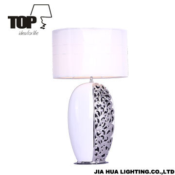 Half Hollow-out Pattern Table Lamp