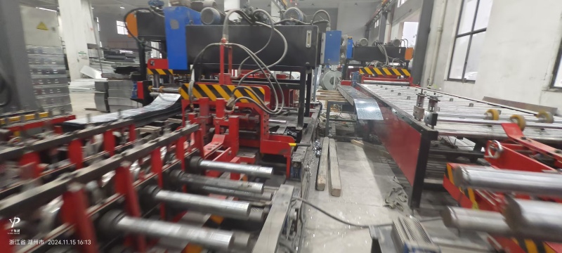 Bridge forming machine