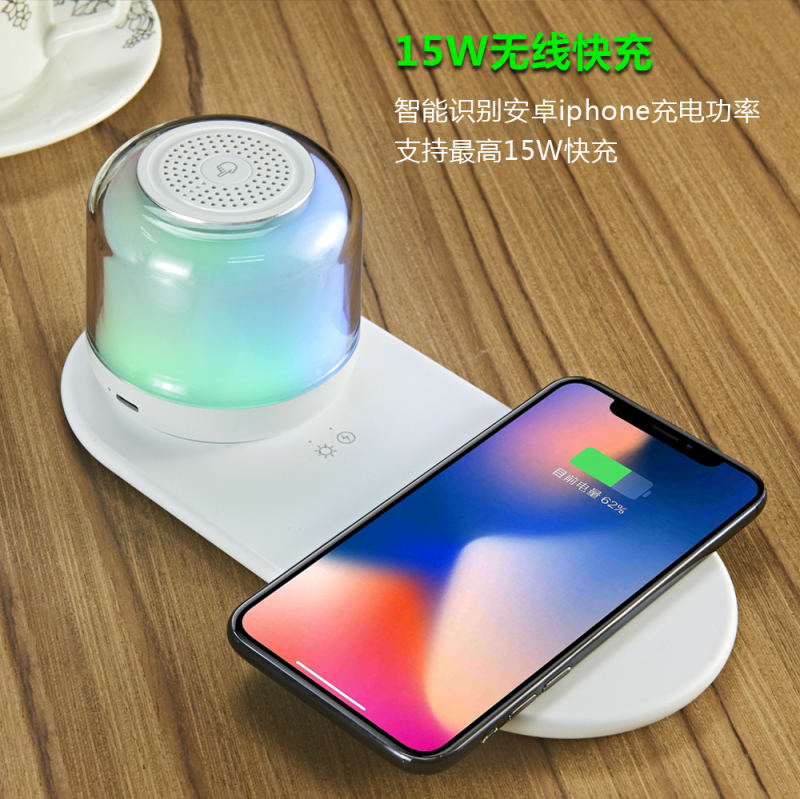 Custom Desktop 15W Fast Charger Night Lamp Led Display Digital Alarm Clock Wireless Charger
