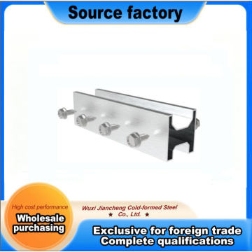 Conector de riel solar para montaje de paneles solares