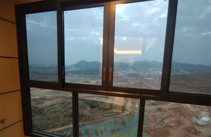 Durable Sliding Window Systems with Stylish Appearance