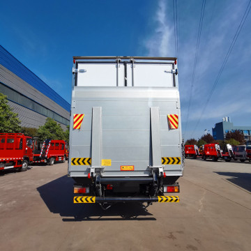 Isuzu 10-ton Refrigerated Truck with 8-meter Box