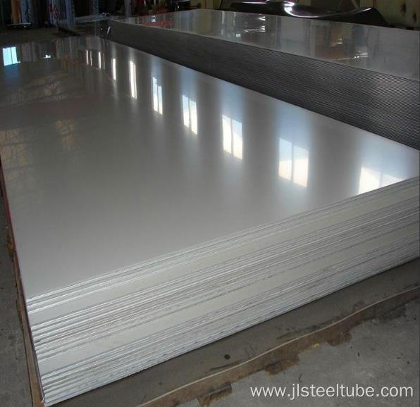 Oxidized stainless steel sheet