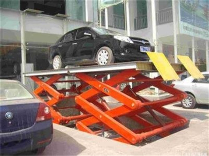 Hydraulic Lift for Garage