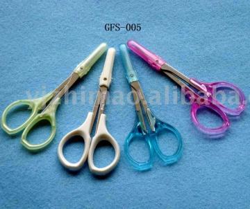 manicure scissors