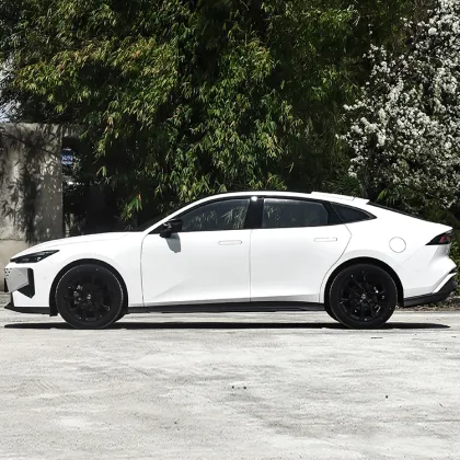 2024 Changan UNI-V 2.0T Hatchback