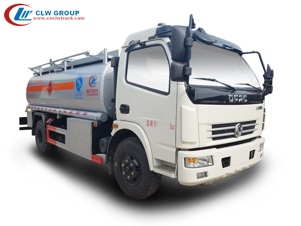 العلامة التجارية الجديدة DFAC 4X2 8000litres شاحنة صهريج وقود