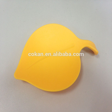 Top Sale Guaranteed Quality Plastic Spoon Rest and cup lid & cookie rest