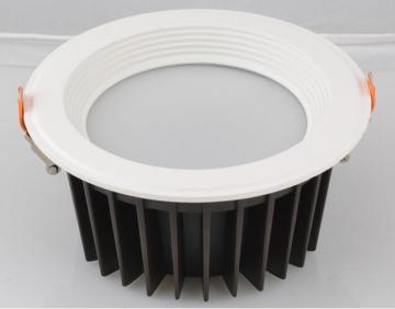 SMD LED Downlight with Ce RoHS SAA ETL Certificates