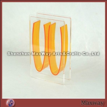 Epoxy bonded modern transparent close to a wall acrylic vase/flower holder
