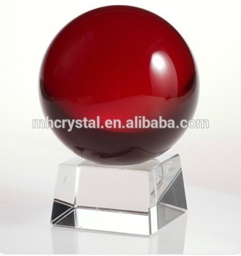 Red Crystal Ball with clear base MH-Q0026