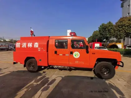 Basic 4x4 double row water fire truck