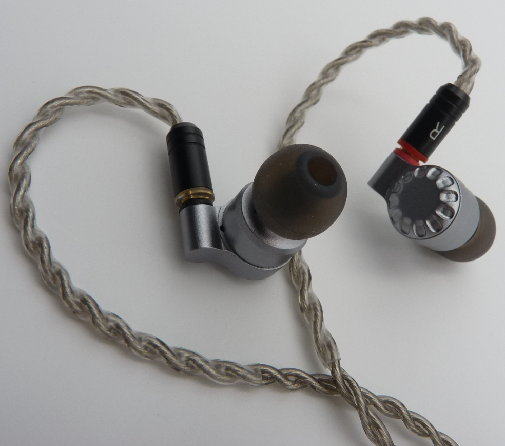 Detachable Cable Design HiFi Earphones