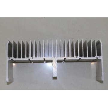 Matériau en aluminium de radiateur en forme de peigne personnalisé