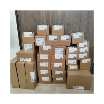 Оригинальный Siemens 6ES7 132-6BHH01-0BA0 PLC модуль для промышленной автоматизации