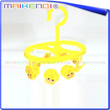 Latest Popular Hot Sale plastic clothes hanger