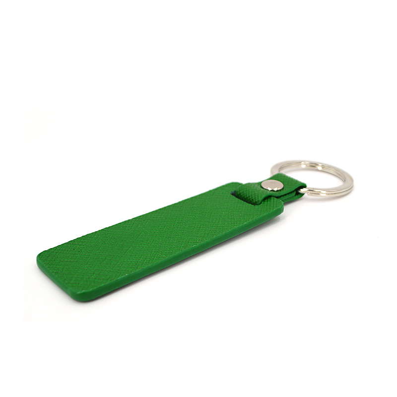 Aangepaste reliëf logo groene kleur Saffiano lederen sleutelhanger