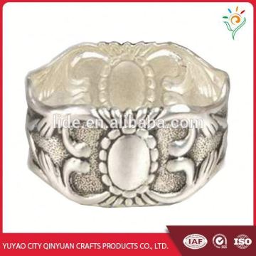Factory directly wholesale crown napkin ring