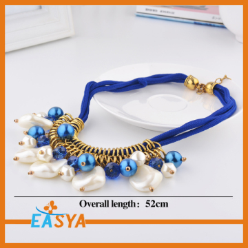 Pearl pakaian perhiasan kulit biru di Kalung