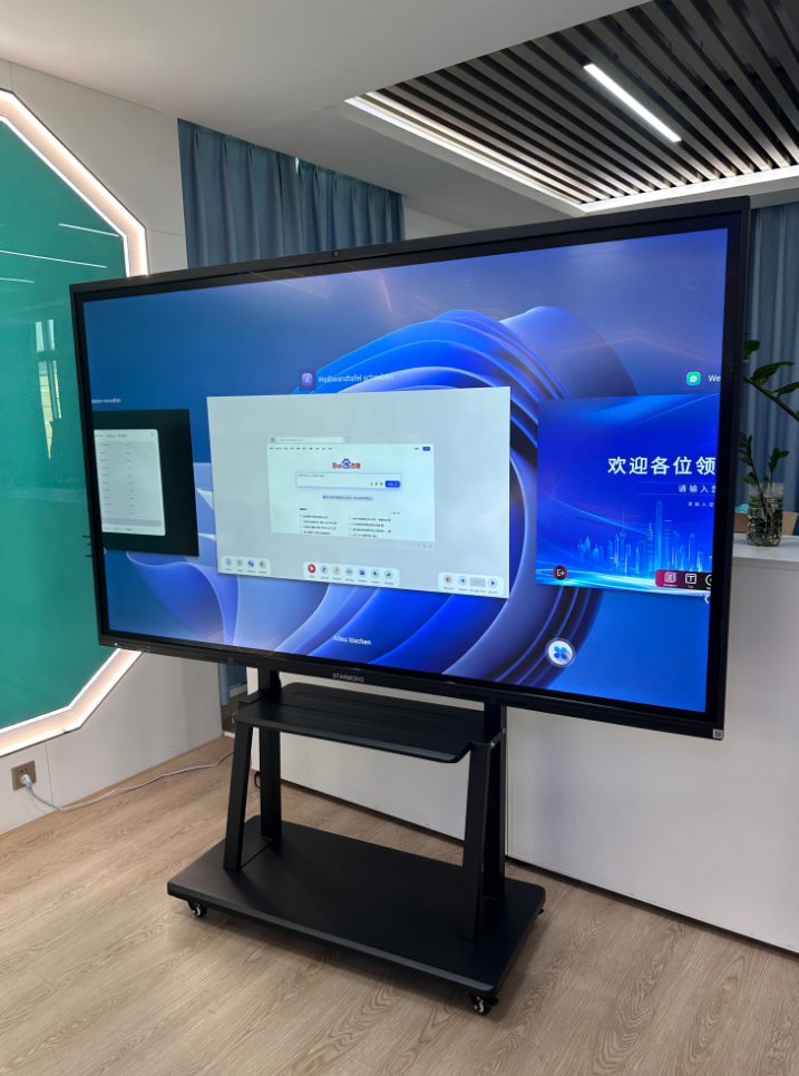 Stüdyolarda doğru renk gösterimi için parlama önleyici kaplamalı 4K UHD IPS panel