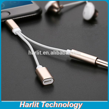 For iPhone 7 Audio Charge Cable With 3.5 Aux Jack Support IOS 10.3 Good Audio Charge Splitter Adpter