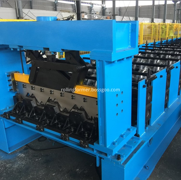 Floor decking roll forming machine 5