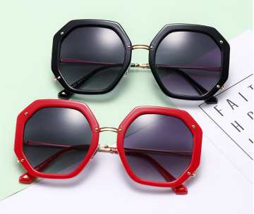 New European and US Fashion Trends: Polygonal Sunglasses for Women with Big Frames