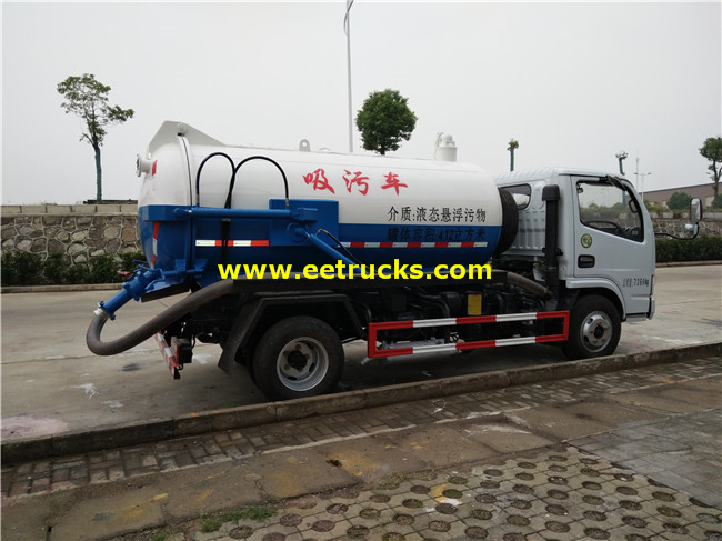 Dongfeng 4200L Fecal Suction Tanker Trucks