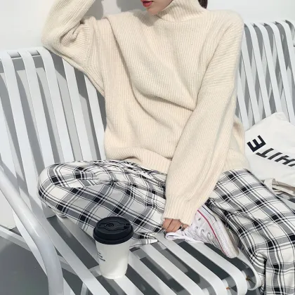 Women's loose lazy turtleneck sweater