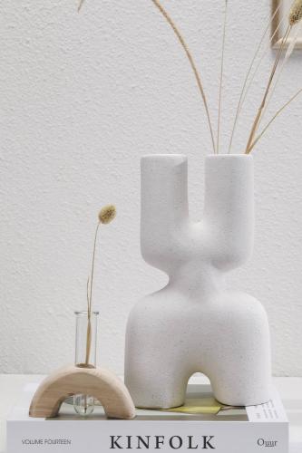 Vas tabung gelas alam
