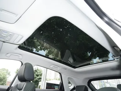 Forthing Friday (South American Version): 500km CLTC Range with Luxury & Premium Editions