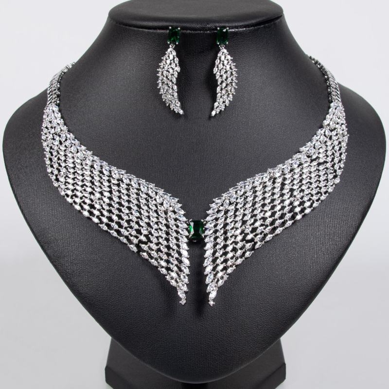 Wing Paved CZ Collar Bridal Set