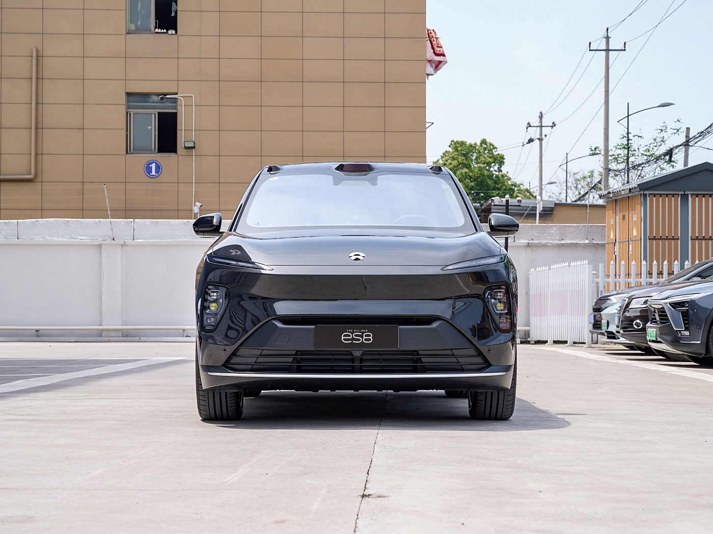 High Performance NIO ES8 Electric Luxury SUV