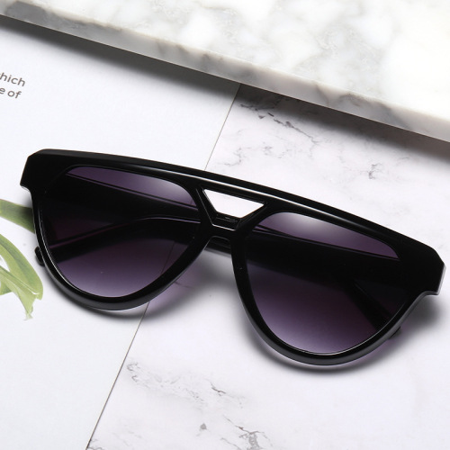 High Quality Custom Double Bridge Fashion Women And Man Unisex PC Frame Sunglasses