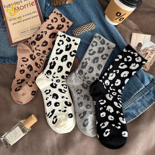 한국 레트로 표범 프린트 개인화 된 ins 파일 양말 높은 튜브 양말
