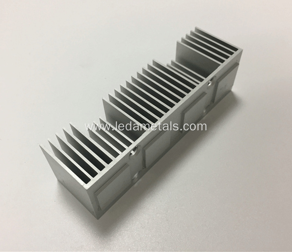 OEM Aluminum Fin Heatsink Aluminum Extrusion Skiving Service