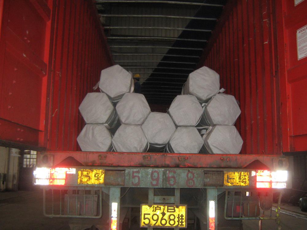 Open Top Container Loading Steel Pipes