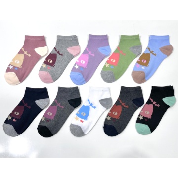 Wholesale and custom-made children's cotton socks