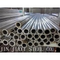 La industria usó tubos y tuberías de aluminio