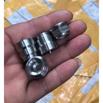 Piezas de torneado de mecanizado CNC de acero inoxidable de alta precisión