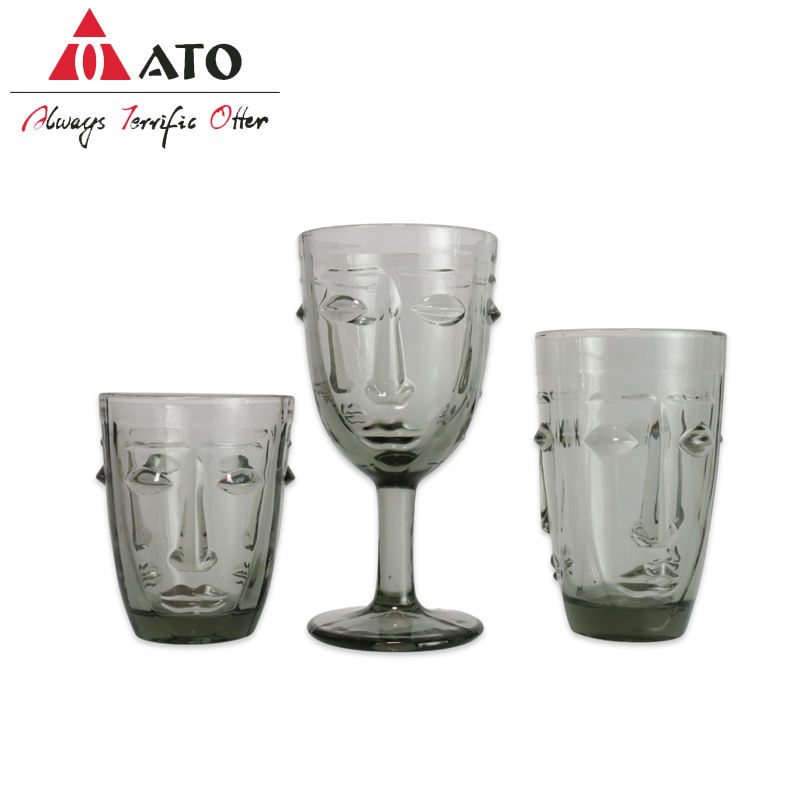 Ensemble de verres à vin rouge de motif de visage gris en gros