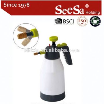 1.5L hand pump sprayer bottle for garden and home use