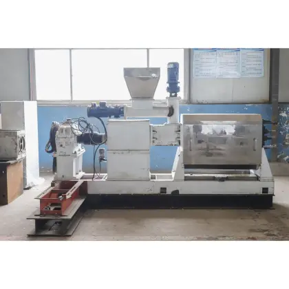 Dis Centrifuge dis oil separator provides personalized solutions for various oil characteristics .