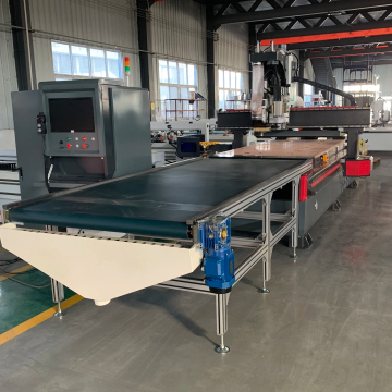 1325 ATC CNC Router Machine for Wood and Plywood Cutting in Furniture Production