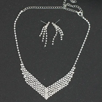 Wholesale Korean Rhinestone Bridal Necklace and Earring Set for Indian Brides