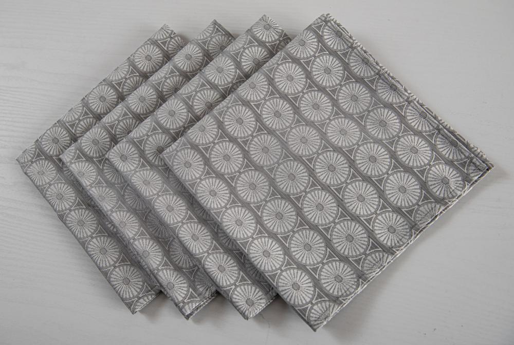 Grey Daisy Napkins