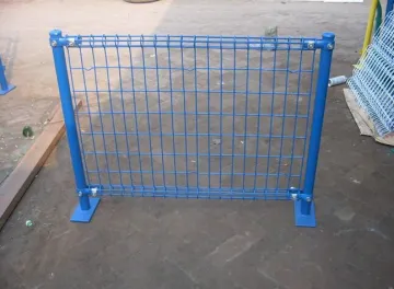 PVC coated double loop wire mesh metal garden fence